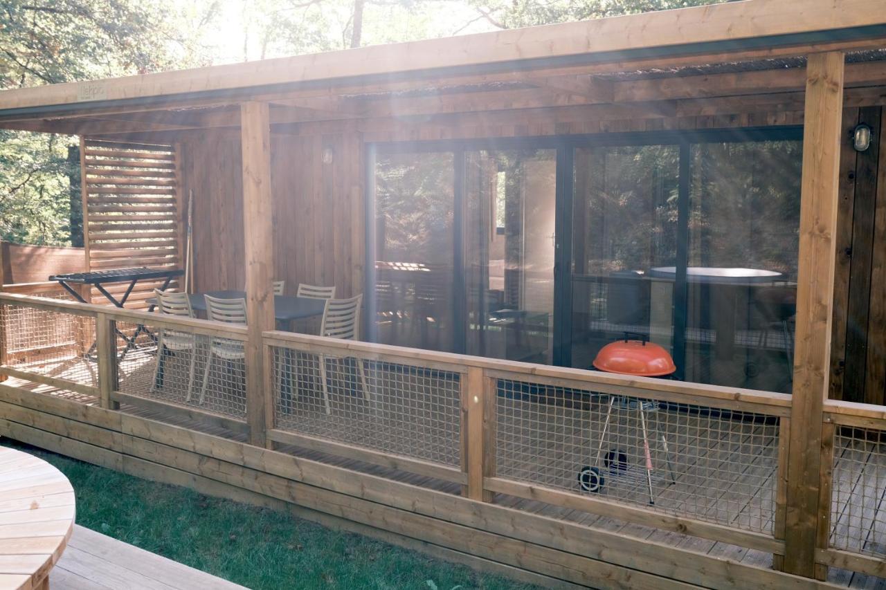 Lodge Avec Spa Privatif - Foret Et Lac Liginiac 外观 照片