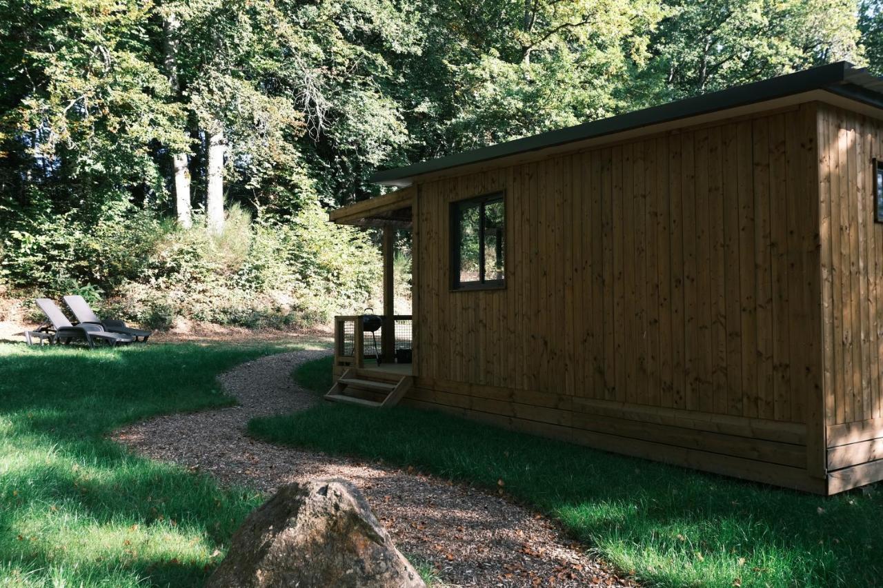 Lodge Avec Spa Privatif - Foret Et Lac Liginiac 外观 照片